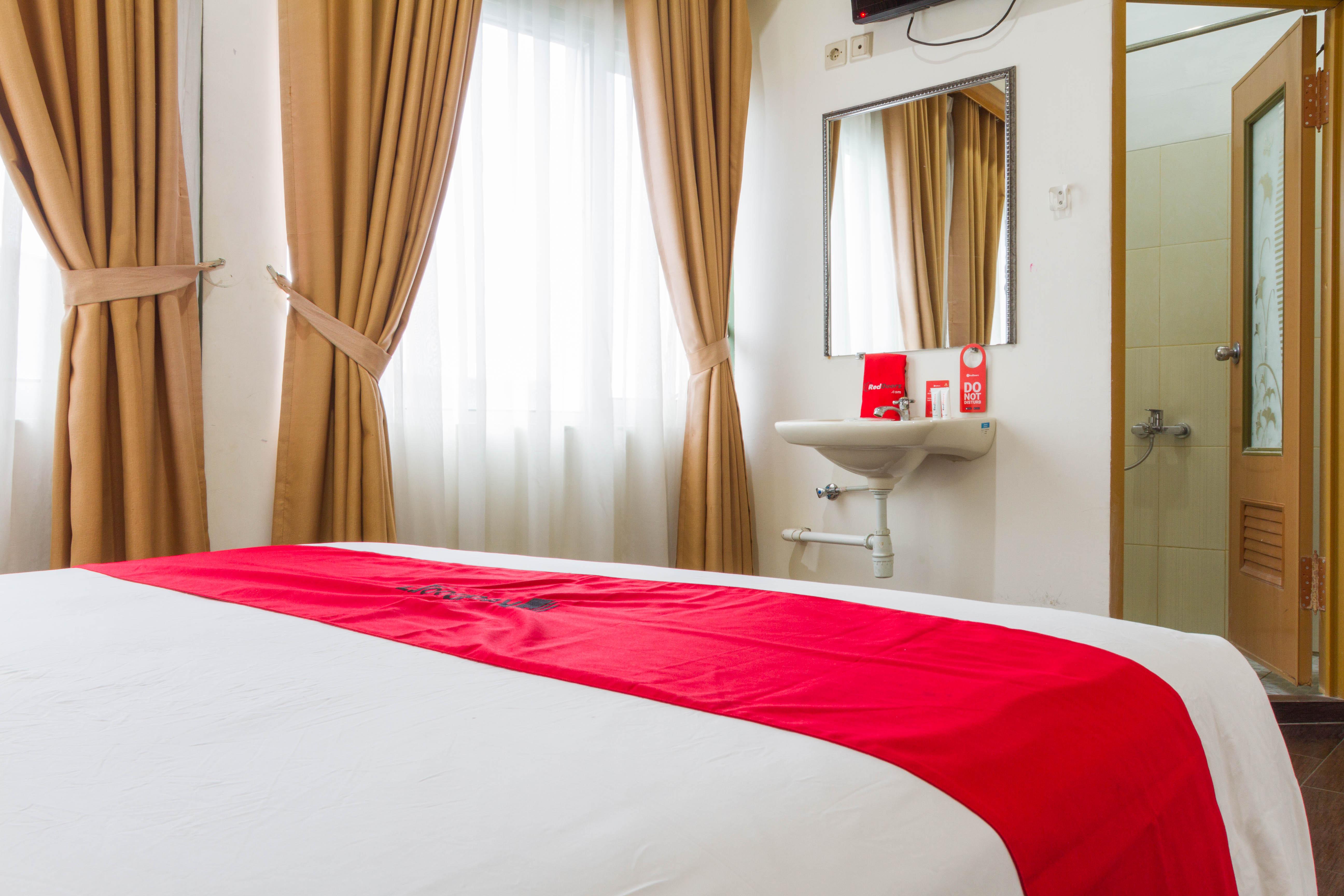 Reddoorz Plus @ Surapati 2 Μπαντούνγκ Εξωτερικό φωτογραφία