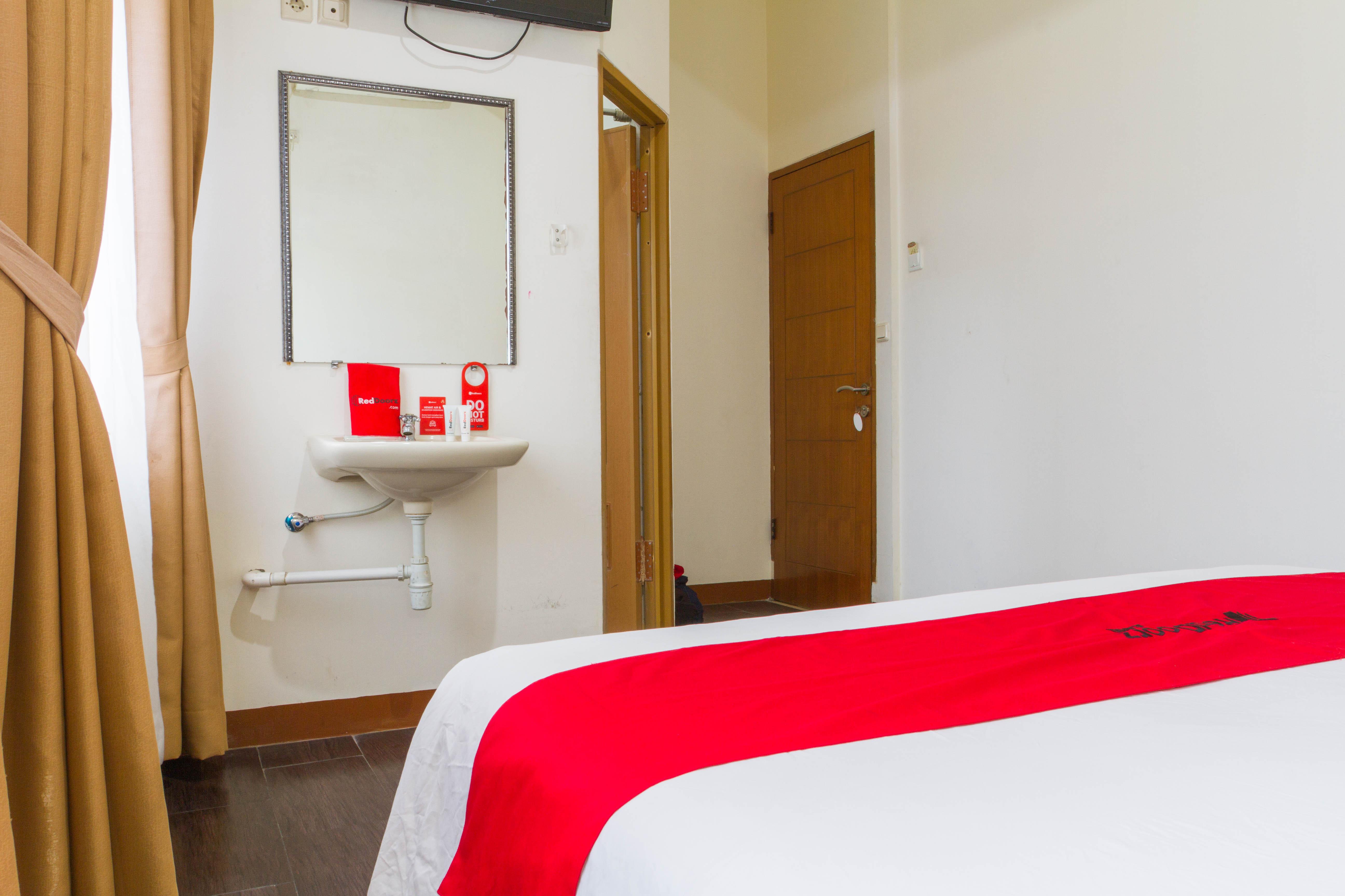 Reddoorz Plus @ Surapati 2 Μπαντούνγκ Εξωτερικό φωτογραφία